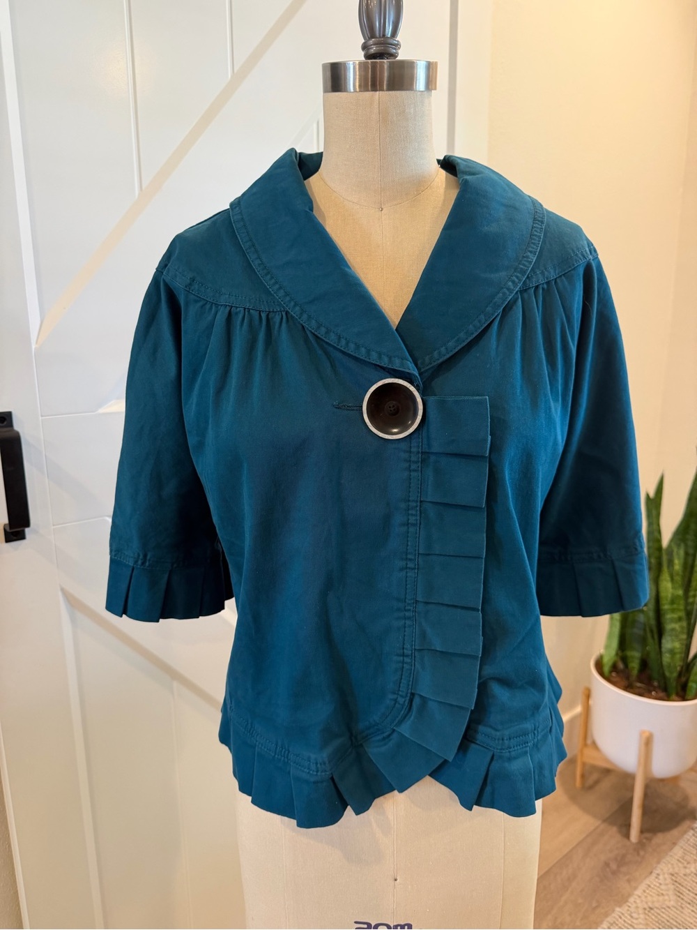 Teal Short-Sleeve Button-Front Ruffle Trim Shirt